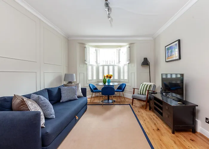 Chic&Charming Chelsea 2 Bed Flat