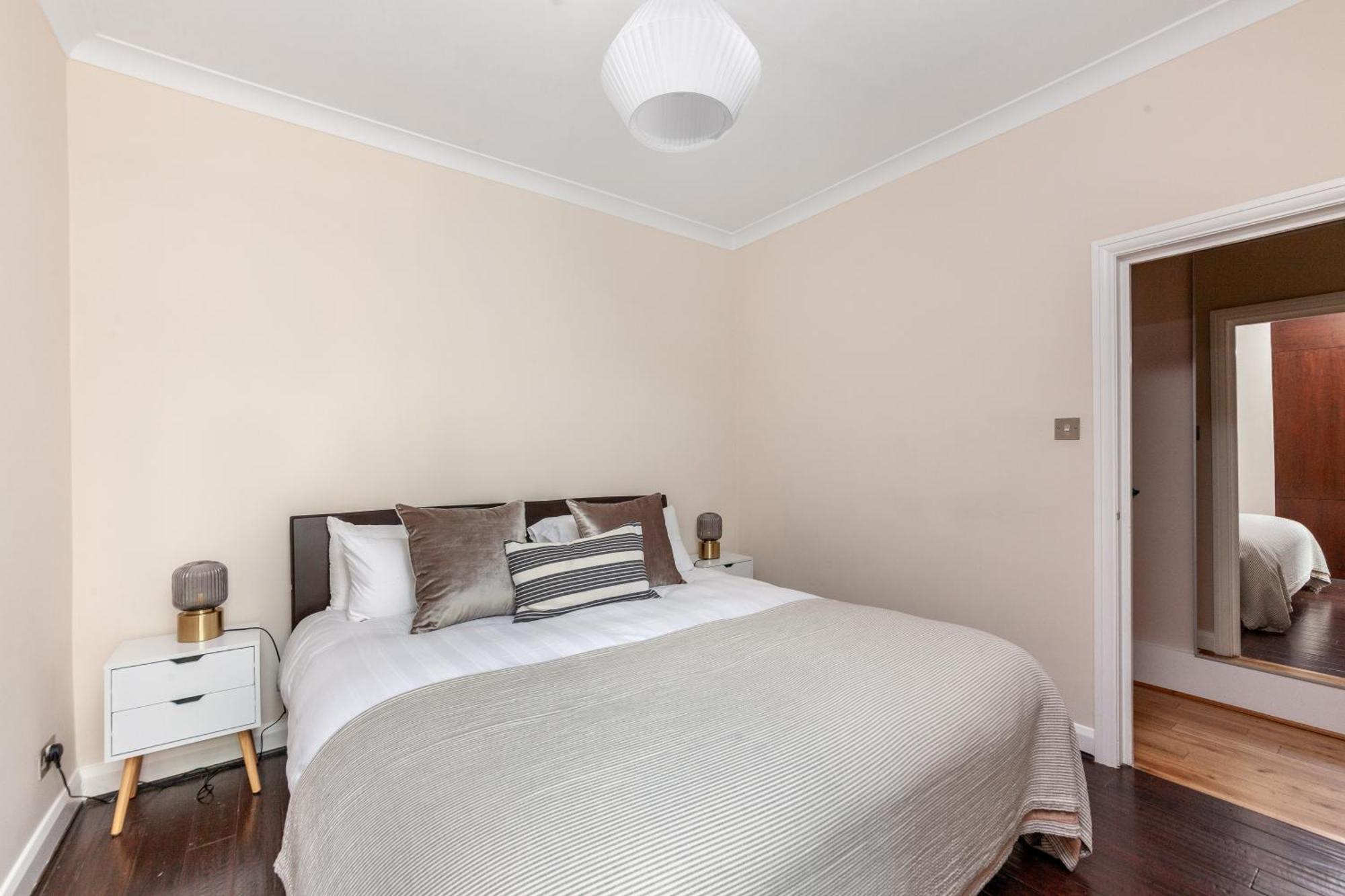 Chic&charming Chelsea 2 Bed Flat Londra